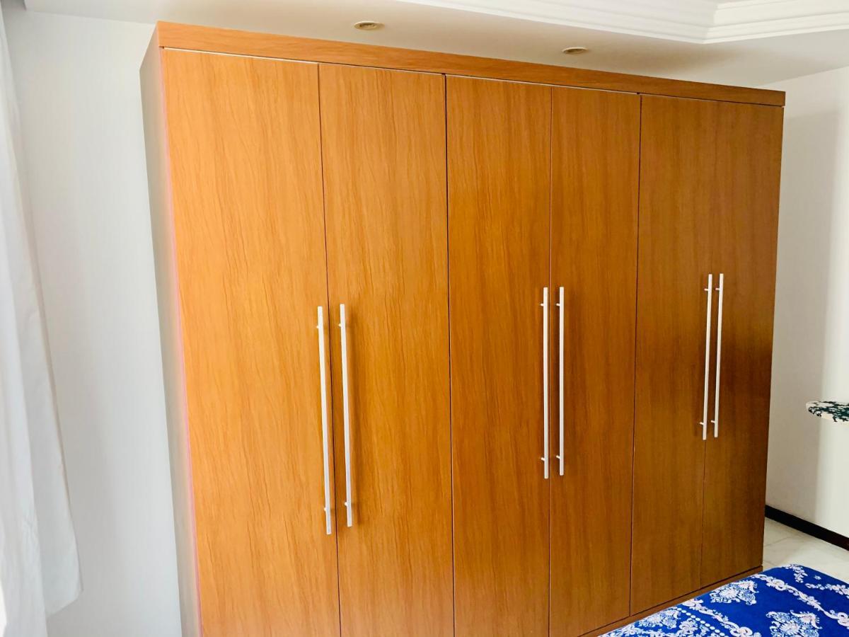 Stayhere! Fique Aqui! Apartamento 2/4 Mobiliado No Costa Azul :-) Salvador Eksteriør billede