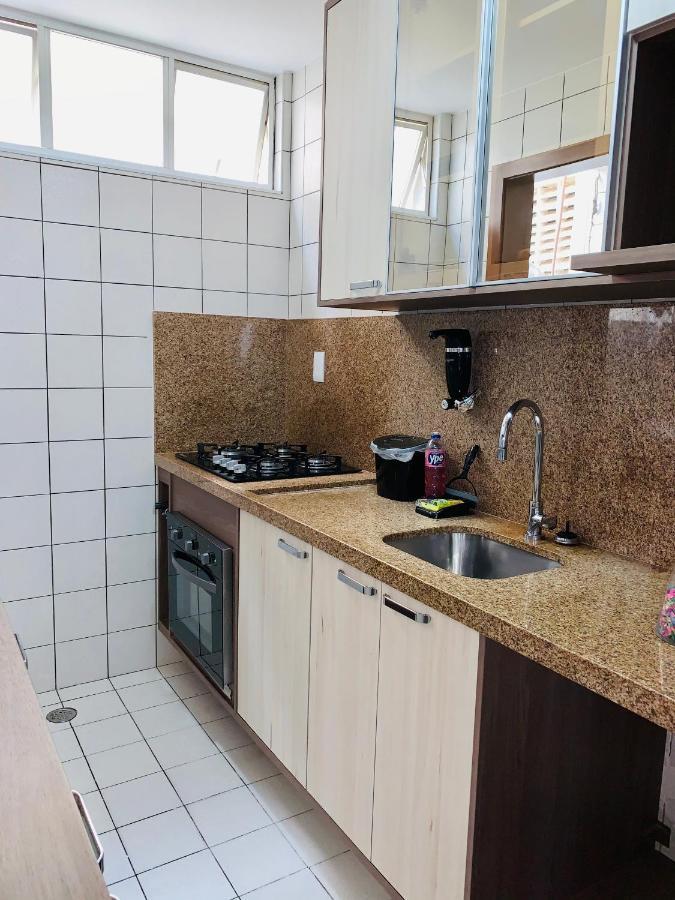 Stayhere! Fique Aqui! Apartamento 2/4 Mobiliado No Costa Azul :-) Salvador Eksteriør billede