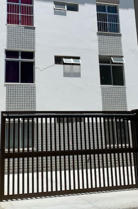 Stayhere! Fique Aqui! Apartamento 2/4 Mobiliado No Costa Azul :-) Salvador Eksteriør billede